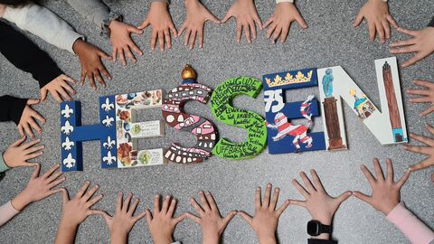 Kleine Hessen-Buchstaben der Georg-August-Zinn-Schule Darmstadt-Wixhausen