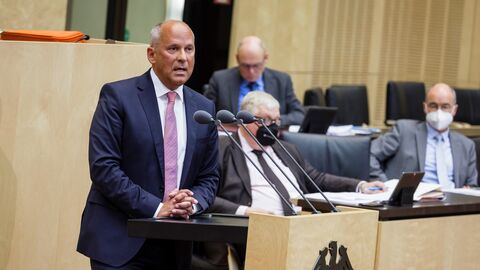 Ankündigungen zum „Pakt für den Rechtsstaat“ unzureichend.